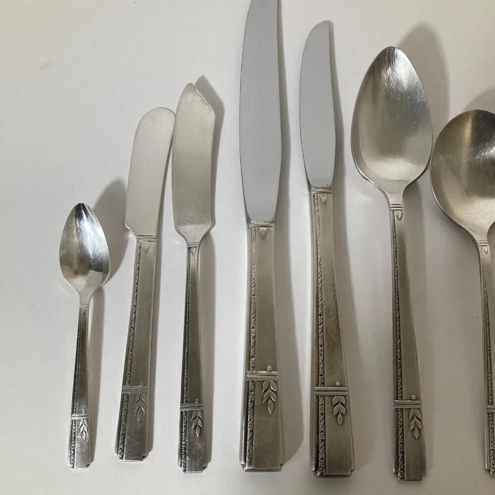 1- 13 Piece 40s Oneida Prestige Grenoble Flatware Place Setting‎